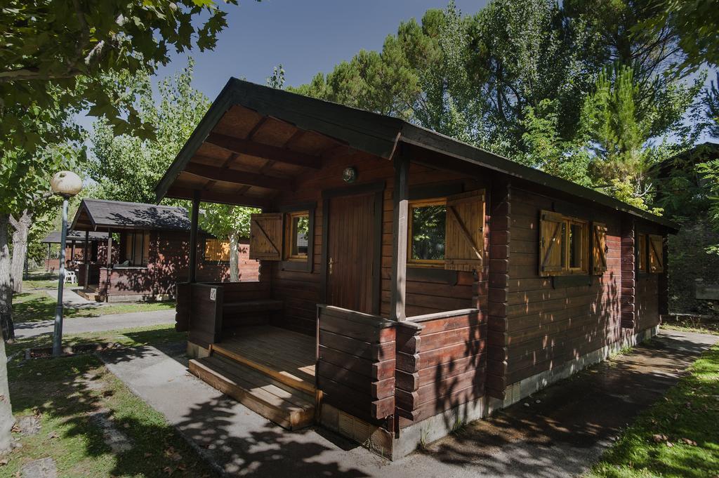 Camping & Bungalows Ligueerre De Cinca 外观 照片