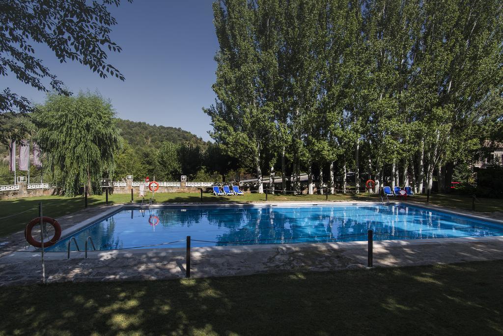 Camping & Bungalows Ligueerre De Cinca 外观 照片